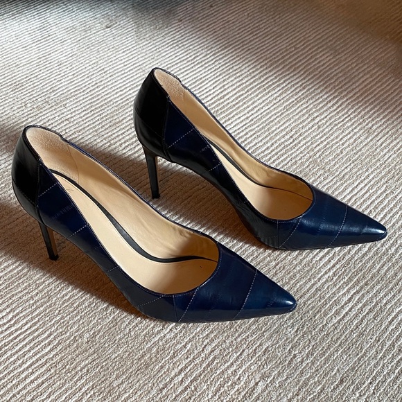 Alexandre Birman Textured Leather Two Tone Blue Black Python Pumps Heels 7.5 - Picture 2 of 15